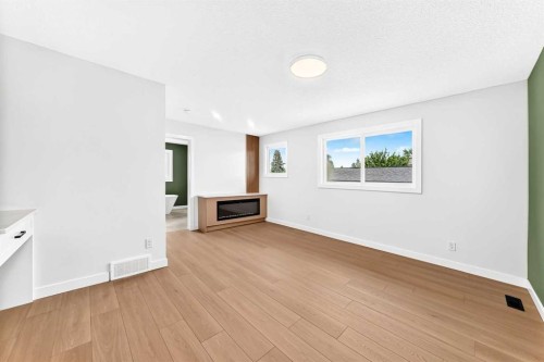 1204 Lake Sylvan Drive Se, Calgary, AB - Indoor