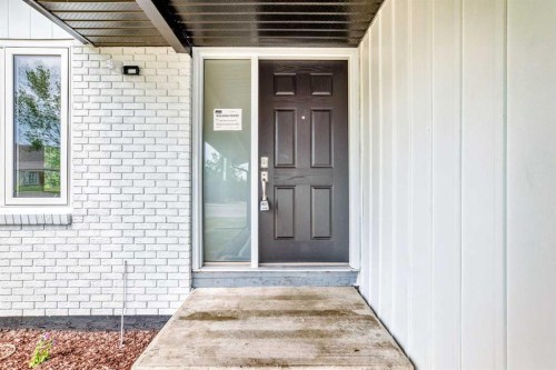 1204 Lake Sylvan Drive Se, Calgary, AB - Outdoor With Exterior