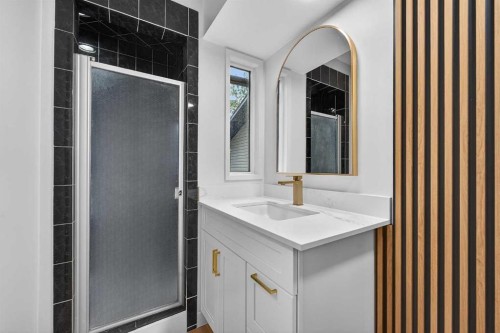 1091 Berkley Drive Nw, Calgary, AB - Indoor