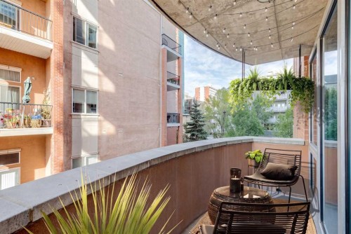 206-817 15 Avenue Sw, Calgary, AB - Outdoor With Balcony With Exterior