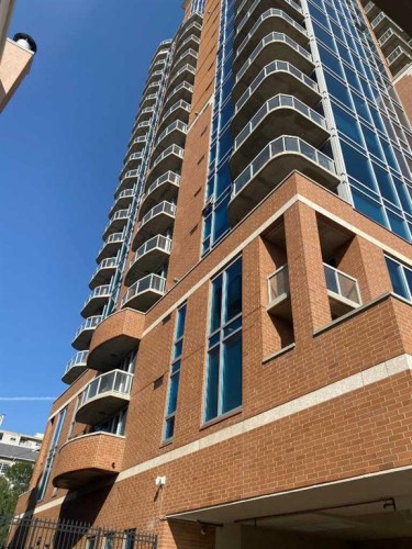 206-817 15 Avenue Sw, Calgary, AB - Outdoor