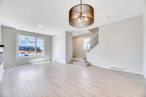 28 Mitchell Way Nw, Calgary, AB 