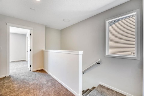 28 Mitchell Way Nw, Calgary, AB 