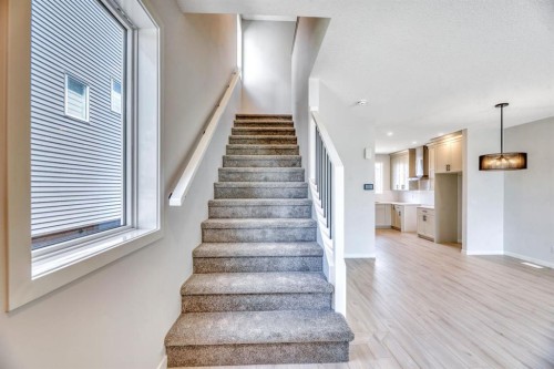 28 Mitchell Way Nw, Calgary, AB 