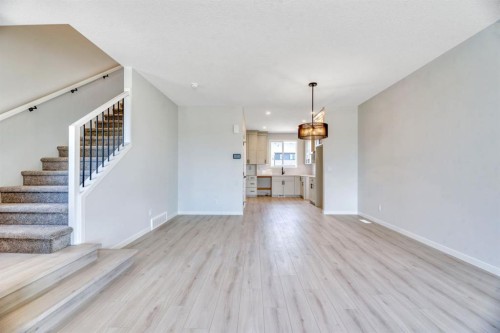 28 Mitchell Way Nw, Calgary, AB 