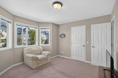 118 Royal Birch Villas Nw, Calgary, AB - Indoor