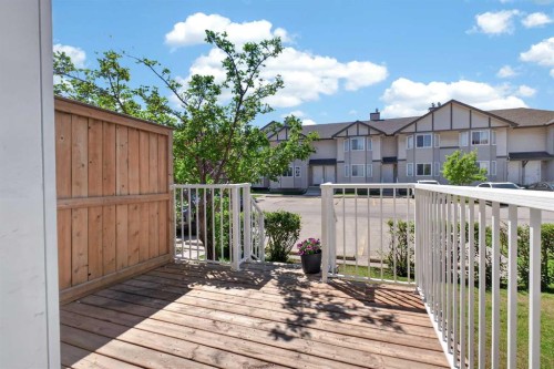 118 Royal Birch Villas Nw, Calgary, AB - Outdoor With Deck Patio Veranda