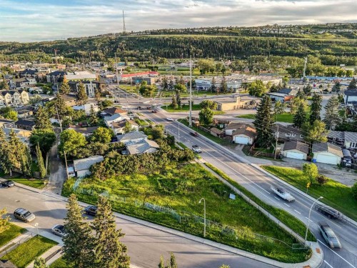 1916 & 1928 Home Road, Calgary, AB 