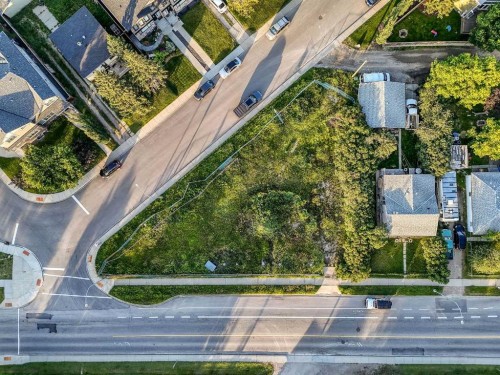 1916 & 1928 Home Road, Calgary, AB 