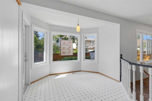 58 Mountain Park Drive Se, Calgary, AB - Indoor Photo Showing Other Room