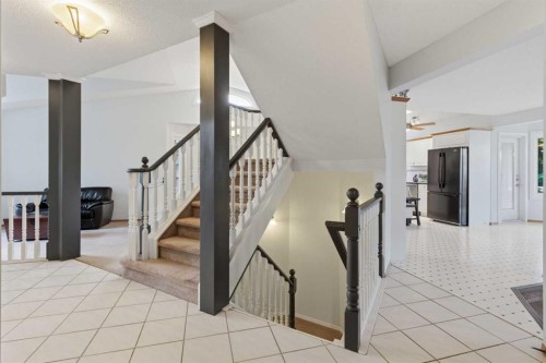 58 Mountain Park Drive Se, Calgary, AB - Indoor Photo Showing Other Room