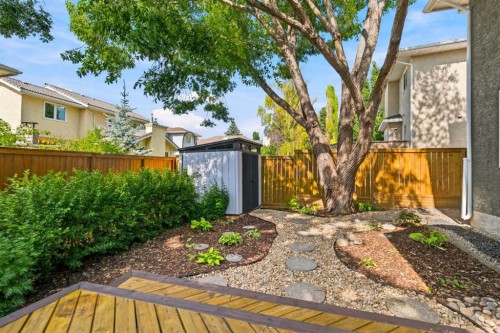 58 Mountain Park Drive Se, Calgary, AB - Outdoor