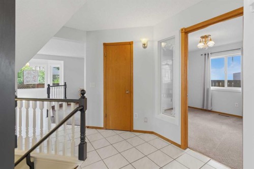 58 Mountain Park Drive Se, Calgary, AB - Indoor Photo Showing Other Room