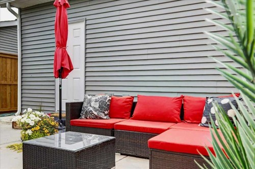 1066 Creekside Boulevard Sw, Calgary, AB - Outdoor