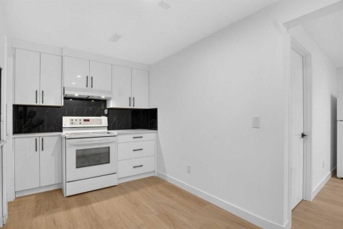 304 Beddington Circle Ne, Calgary, AB - Indoor Photo Showing Kitchen