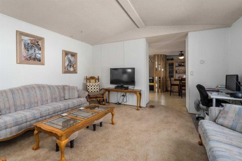 101 Burroughs Place Ne, Calgary, AB 