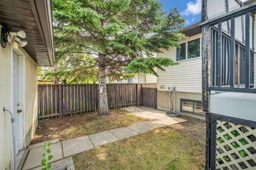 6716 37 Avenue Ne, Calgary, AB - Outdoor With Exterior
