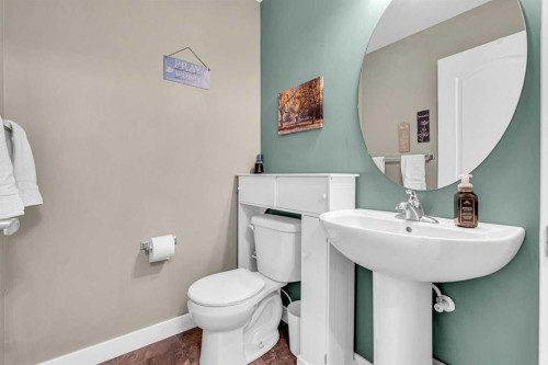 1444 Legacy Circle Se, Calgary, AB - Indoor Photo Showing Bathroom