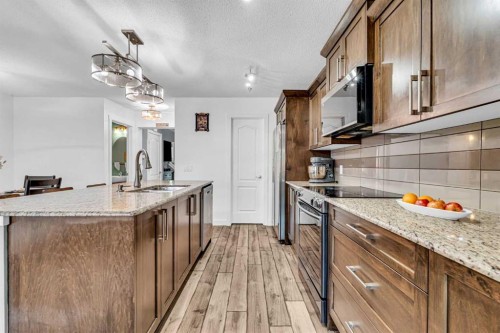 1444 Legacy Circle Se, Calgary, AB - Indoor Photo Showing Kitchen