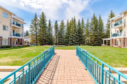 108-9449 19 Street Sw, Calgary, AB - Outdoor