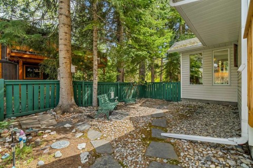 730 2Nd Street, Canmore, AB - Outdoor