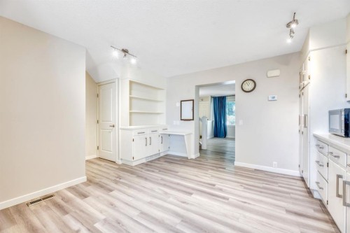 62-630 Sabrina Road Sw, Calgary, AB - Indoor