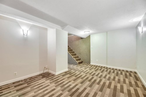 62-630 Sabrina Road Sw, Calgary, AB - Indoor
