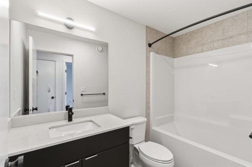 86 Heritage Heath, Cochrane, AB - Indoor Photo Showing Bathroom