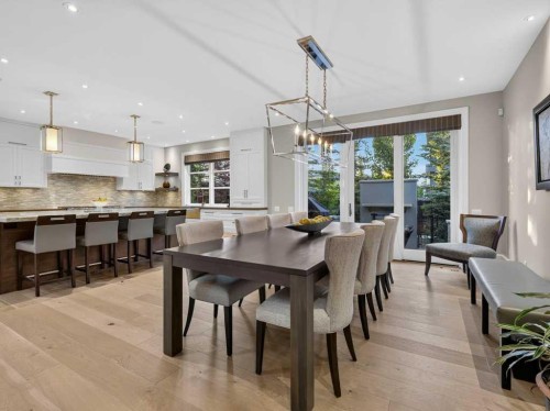 22 Aspen Ridge Square Sw, Calgary, AB - Indoor Photo Showing Dining Room