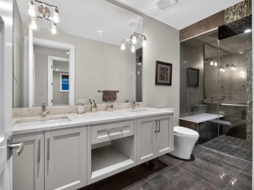 22 Aspen Ridge Square Sw, Calgary, AB - Indoor Photo Showing Bathroom