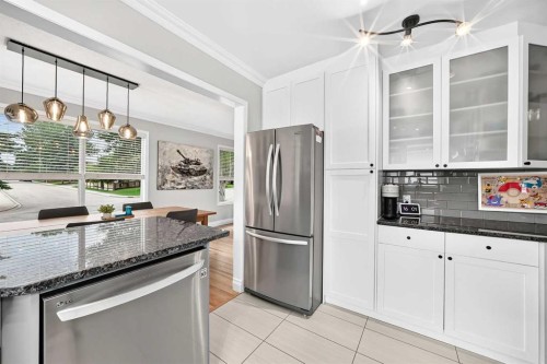 8632 Atlas Drive Se, Calgary, AB - Indoor Photo Showing Kitchen