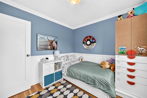 8632 Atlas Drive Se, Calgary, AB - Indoor Photo Showing Bedroom
