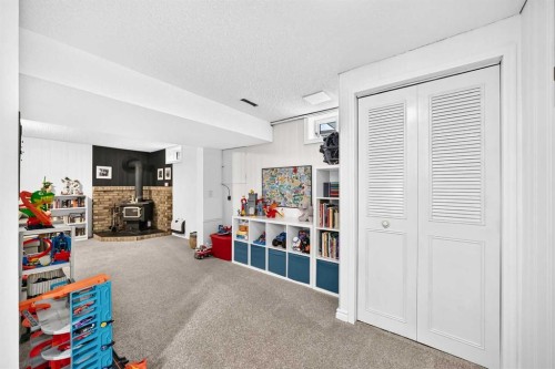 8632 Atlas Drive Se, Calgary, AB - Indoor Photo Showing Other Room