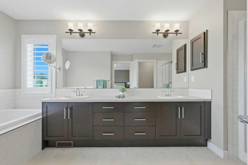 27 Jumping Pound Terrace, Cochrane, AB - Indoor Photo Showing Bathroom