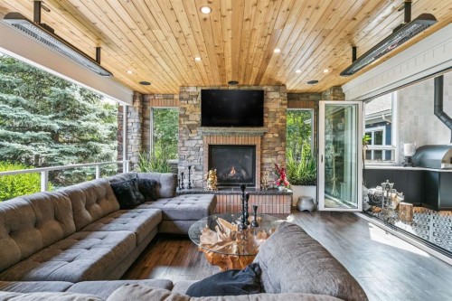 14 Pinehurst Drive, Heritage Pointe, AB - Indoor Photo Showing Living Room With Fireplace