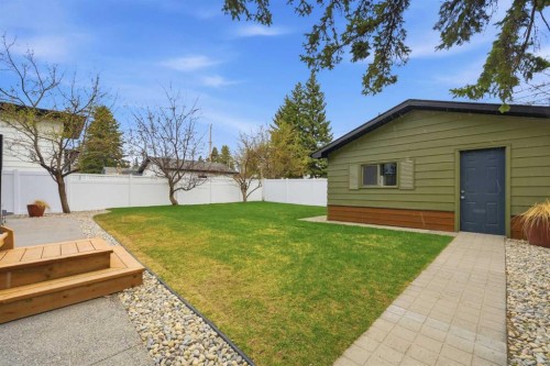 1132 Lake Sylvan Place Se, Calgary, AB - Outdoor