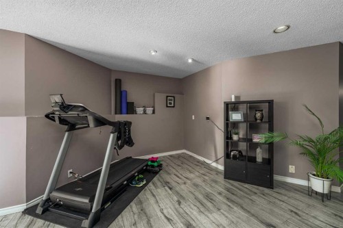 44 Douglas Glen Place Se, Calgary, AB 
