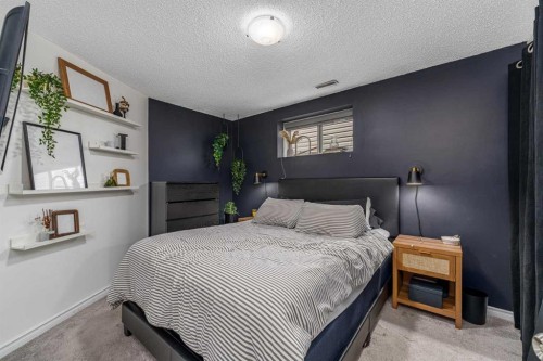 44 Douglas Glen Place Se, Calgary, AB 