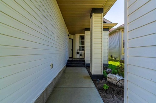 44 Douglas Glen Place Se, Calgary, AB 