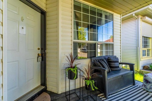 44 Douglas Glen Place Se, Calgary, AB 
