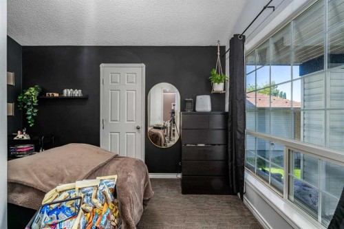 44 Douglas Glen Place Se, Calgary, AB 