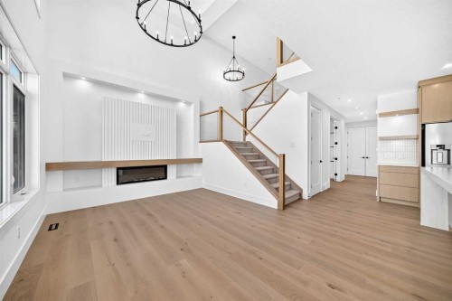 107 West Grove Gate Sw, Calgary, AB - Indoor