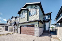 107 West Grove Gate SW Calgary, AB T3H 1Z4