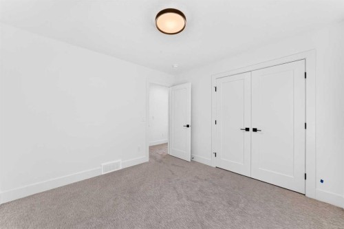 107 West Grove Gate Sw, Calgary, AB - Indoor Photo Showing Other Room