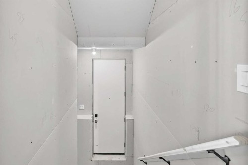 107 West Grove Gate Sw, Calgary, AB - Indoor Photo Showing Other Room