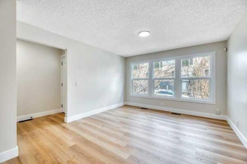 8-75 Templemont Way Ne, Calgary, AB - Indoor Photo Showing Other Room
