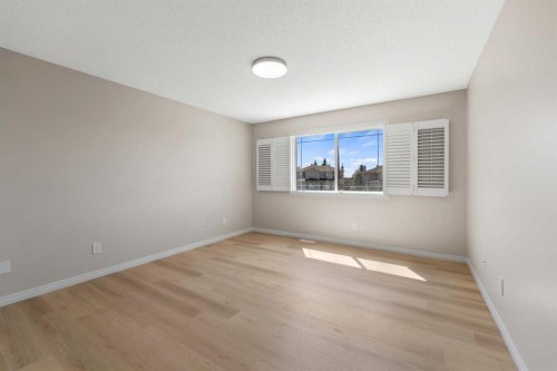 116 Country Hills Gardens Nw, Calgary, AB - Indoor Photo Showing Other Room