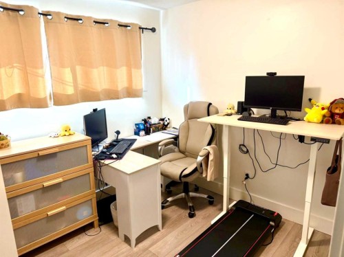 21 Cawder Drive Nw, Calgary, AB - Indoor Photo Showing Office