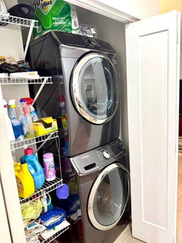 21 Cawder Drive Nw, Calgary, AB - Indoor Photo Showing Laundry Room