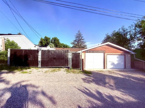 21 Cawder Drive Nw, Calgary, AB - Outdoor
